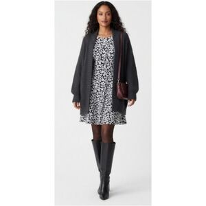 Ivy + Blu Women's Size 4 Black and White Floral Sleeveless Lined Midi Dress